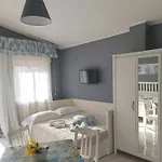 Nadira 지아르디니낙소스