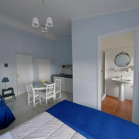 Lägenhetshotell Nadira Giardini Naxos