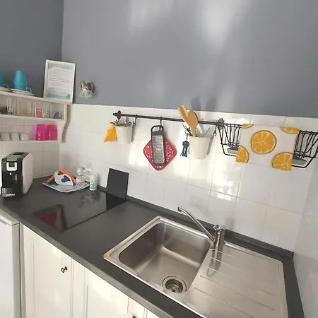 מלון דירות Nadira 4*