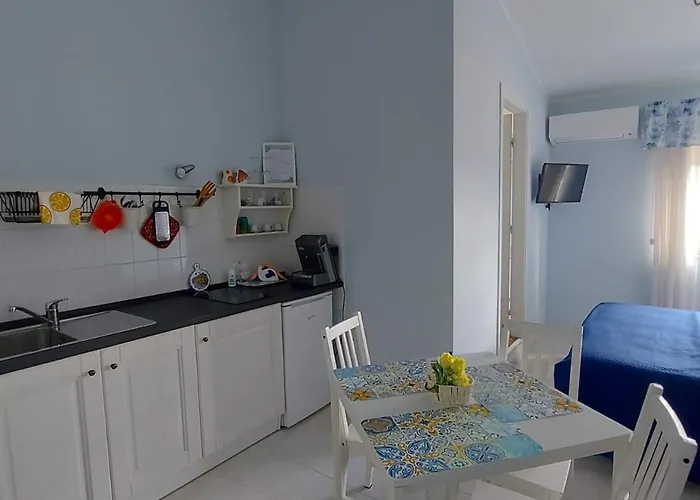 Nadira 4* גיארדיני נאקסוס