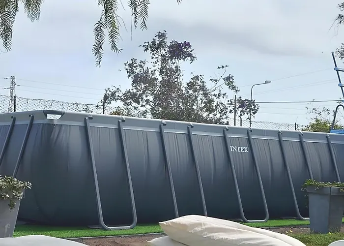 מלון דירות Nadira גיארדיני נאקסוס