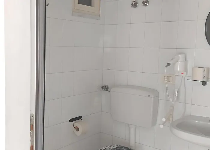 Nadira 4* גיארדיני נאקסוס